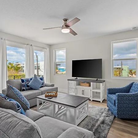 Beacon By The Sea Retreat Villa